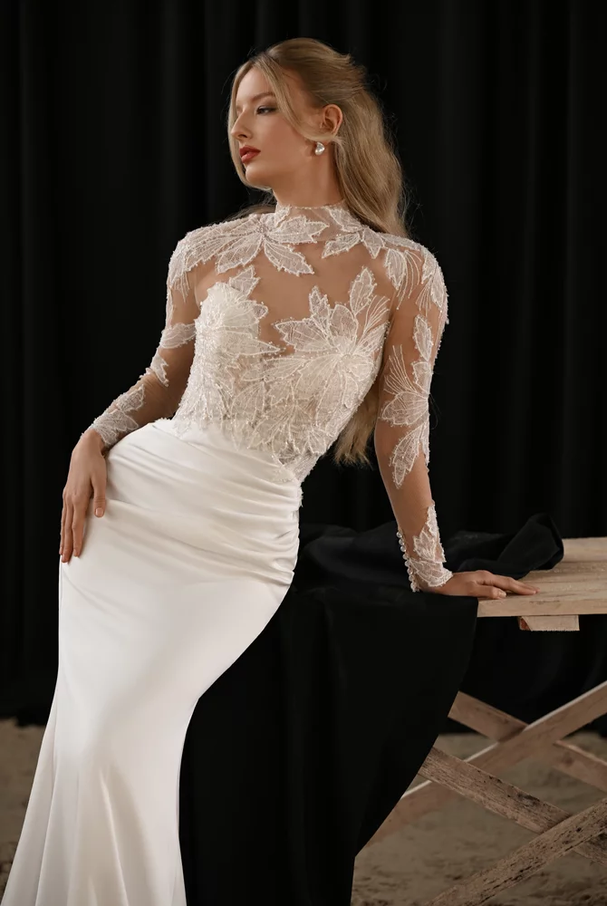 Anneliz with bolero  
