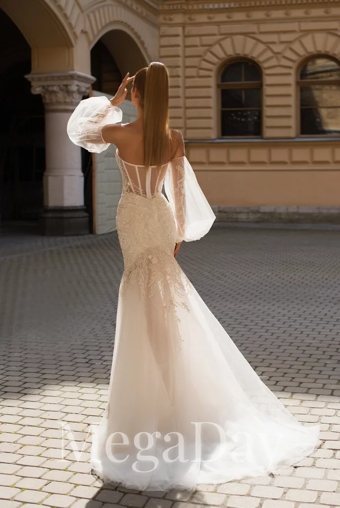 Lavinia(2) 